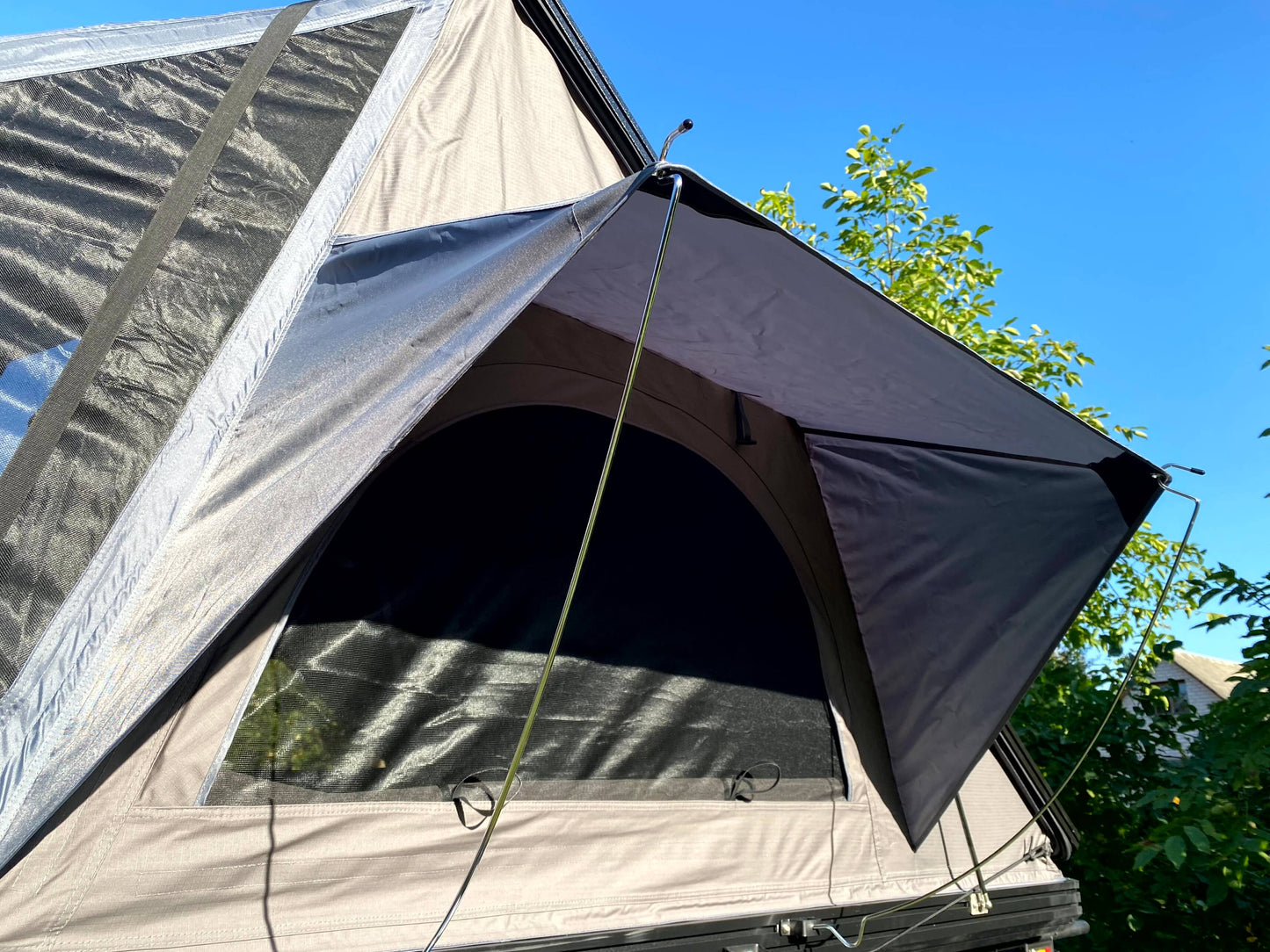 Rooftop tent TRIANGLE NEXT 1430 Grey