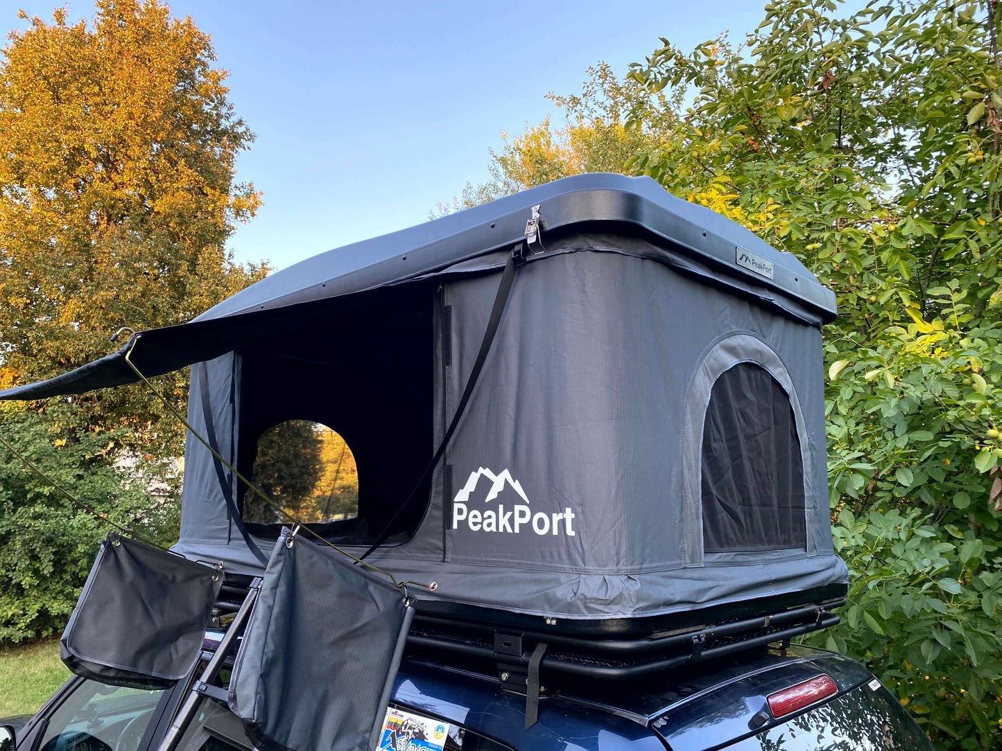 Rooftop tent TOP 1300 Grey